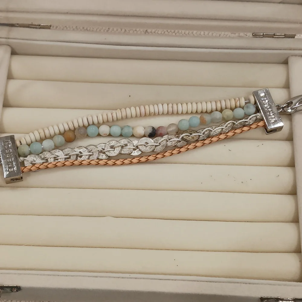 Elegant Multi-Strand Gemstone Bracelet - Picture 9 of 9